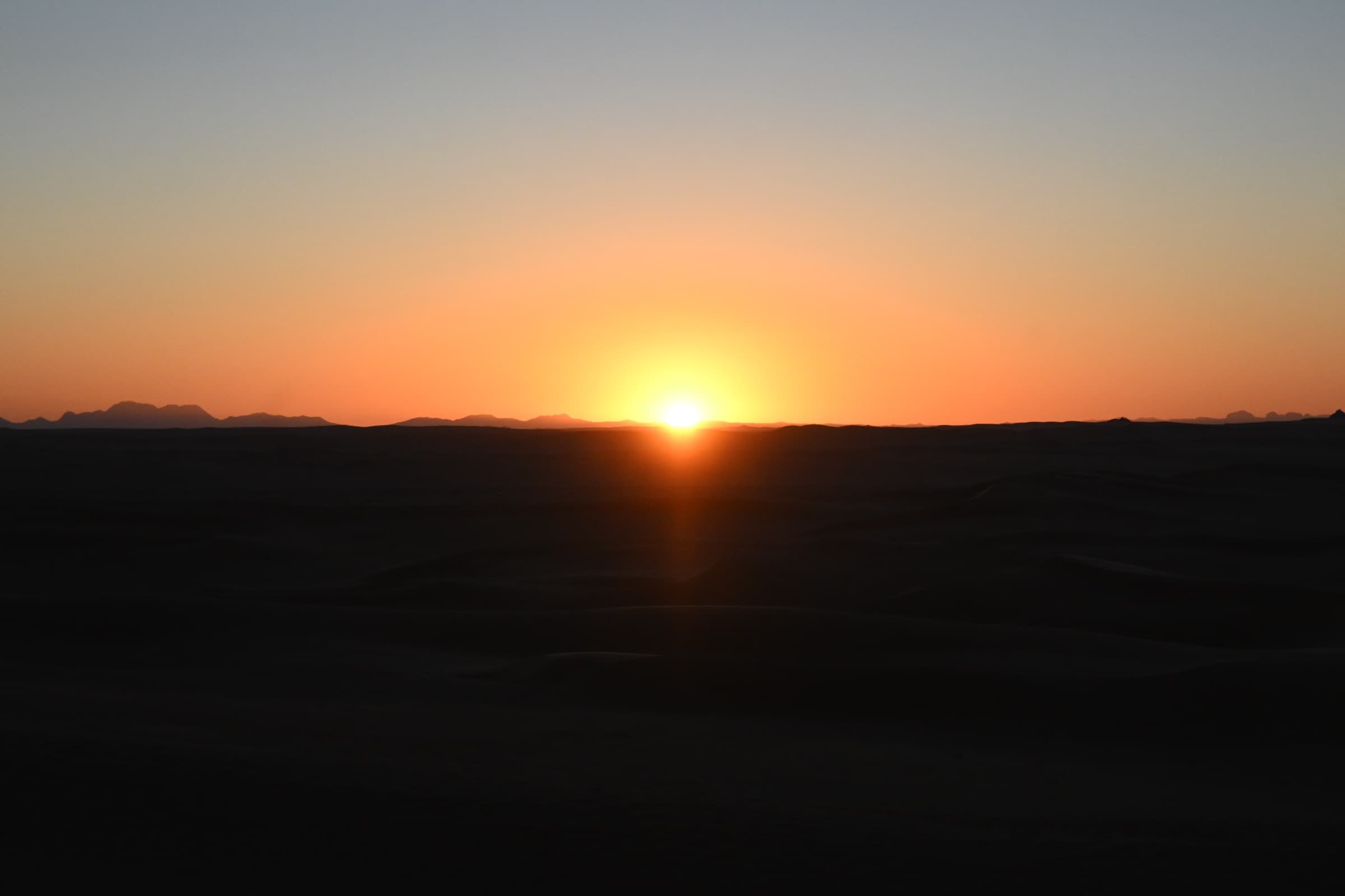 Les hommes bleus, gardiens du désert